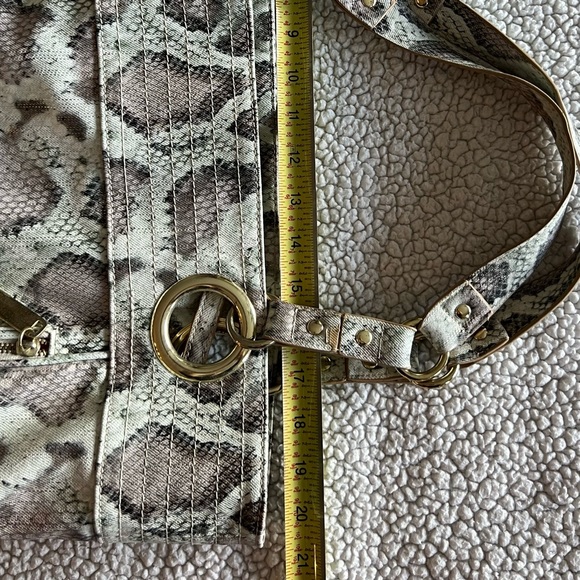 Steve Madden Snake Print Large Tote Bag with gold plated hardware - Picture 13 of 14